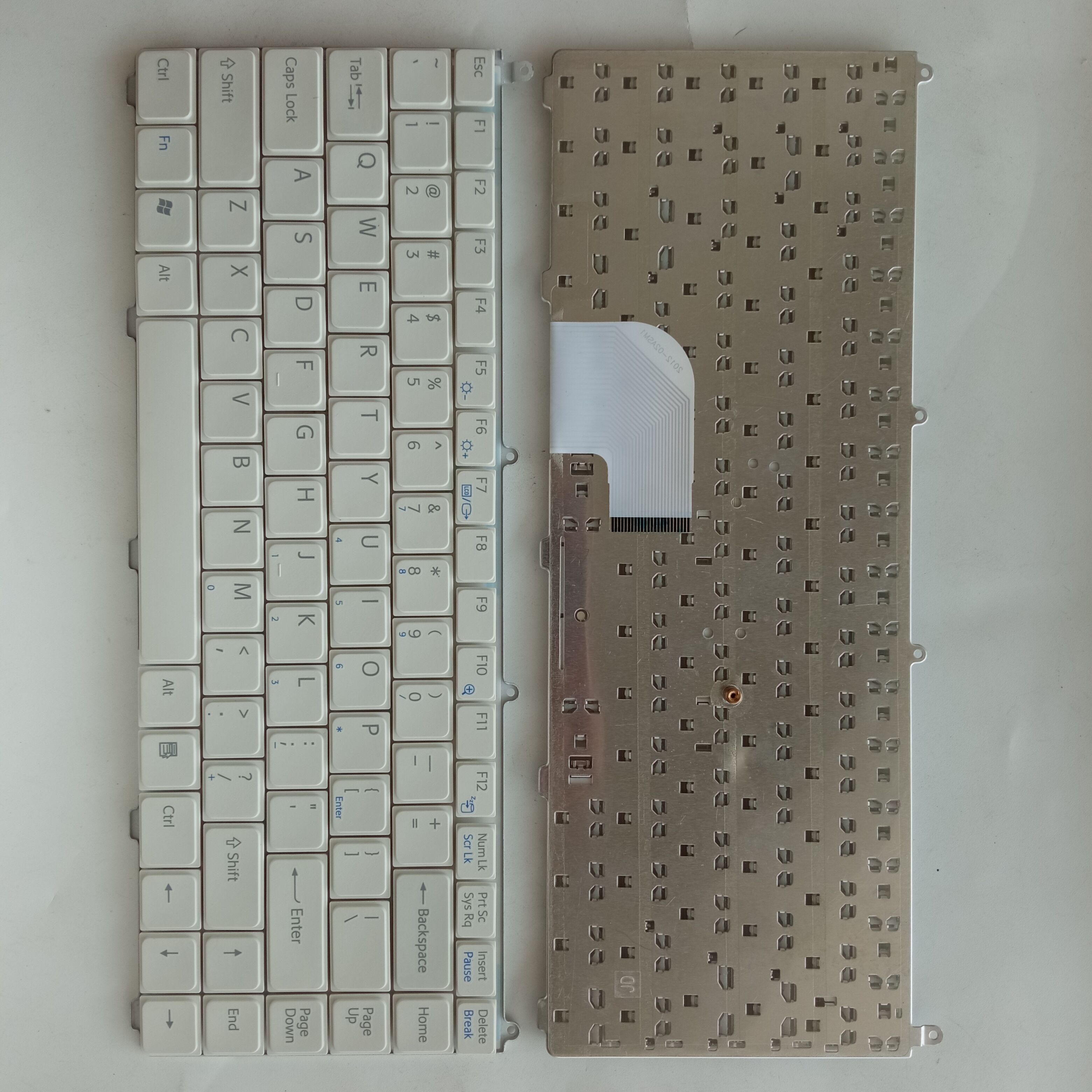 Picture of New Replacement Laptop Keyboard For SONY FE/VGN-FE/PCG-7R1L/VGN-AR WHITE US Layout